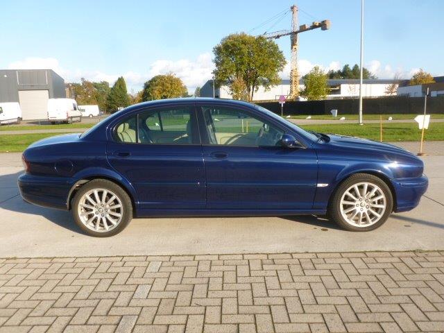 Left hand drive car JAGUAR X TYPE (01/05/2005) - 